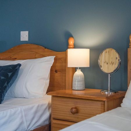 White Rose Country Cottages Thormanby Bagian luar foto