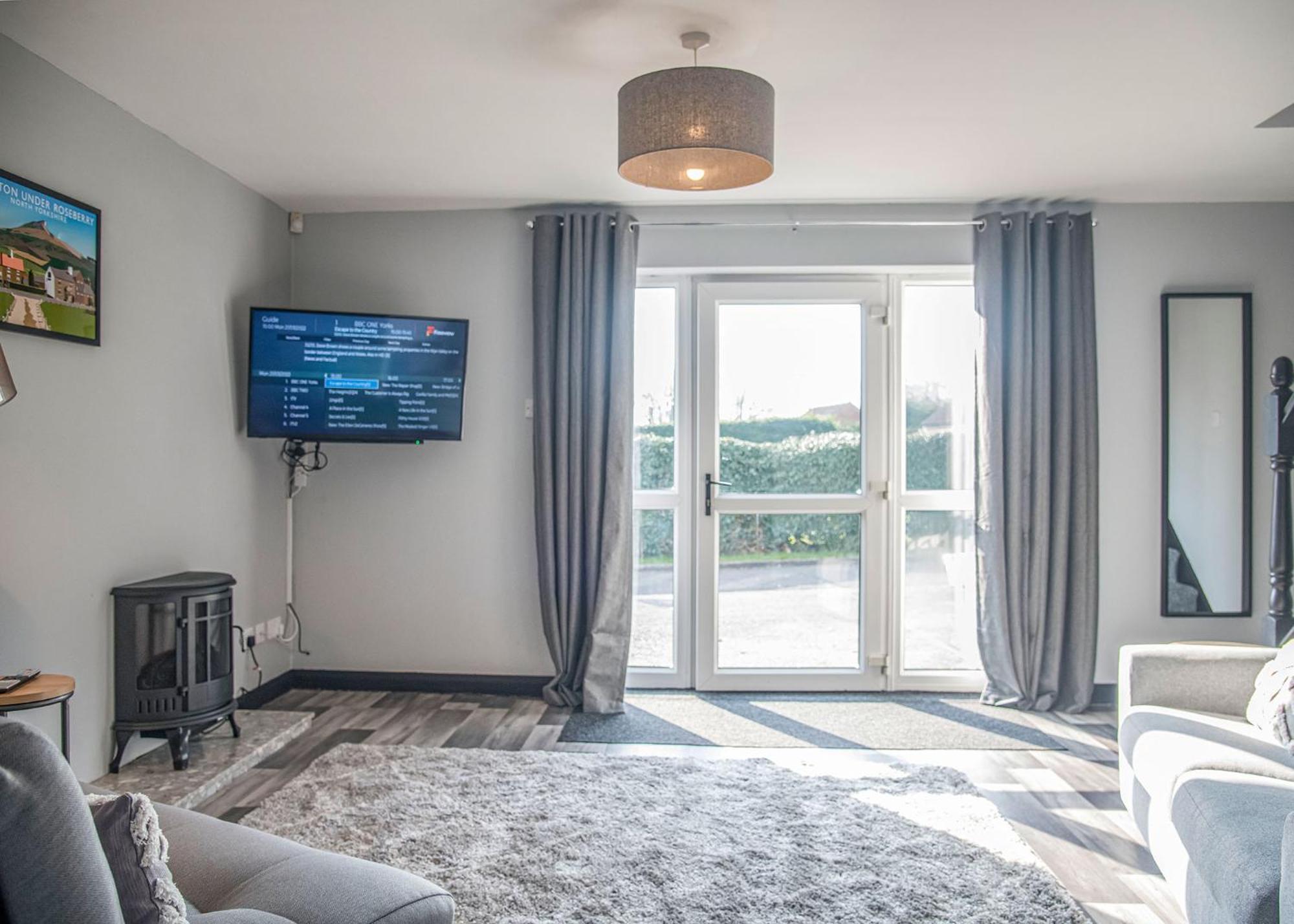 White Rose Country Cottages Thormanby Bagian luar foto