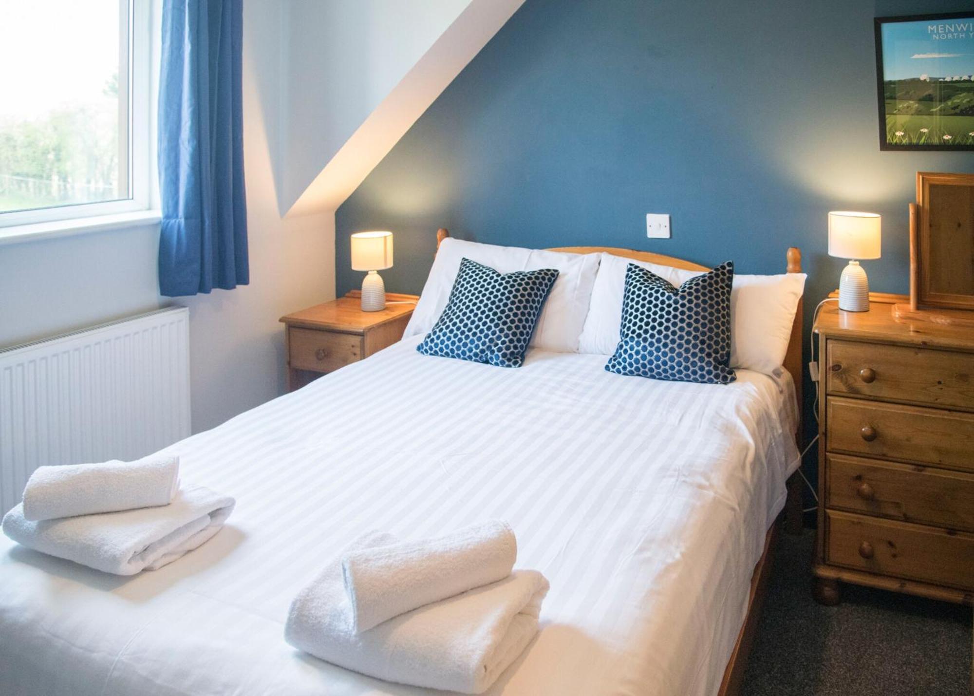White Rose Country Cottages Thormanby Bagian luar foto